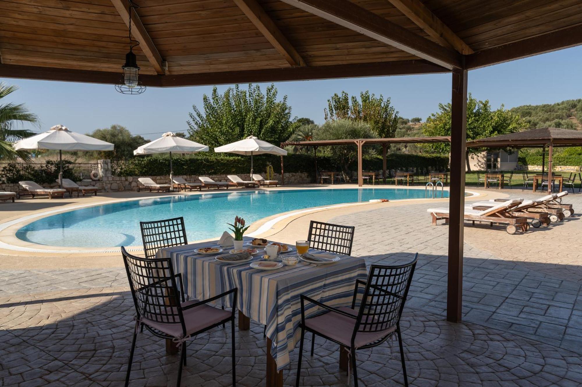 Tsokas Hotel Finikounta Luaran gambar